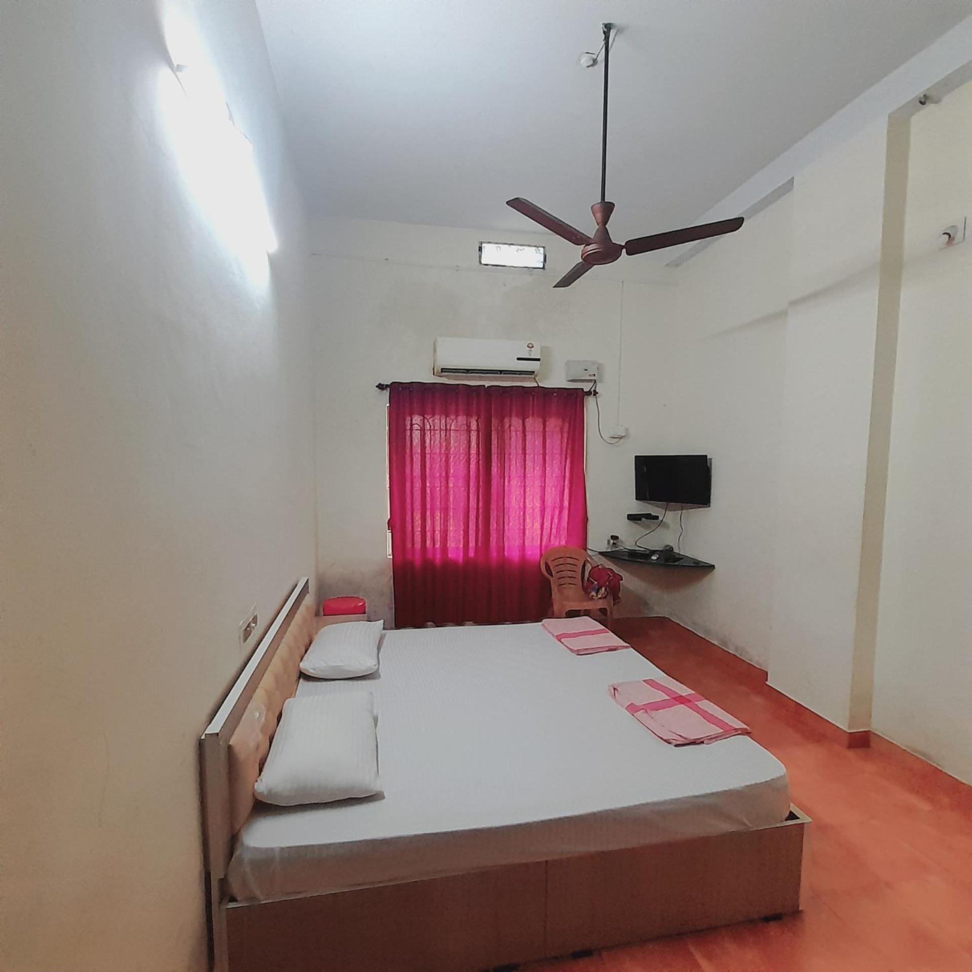 Shree Jayadurga Boarding&Lodging Udupi Buitenkant foto